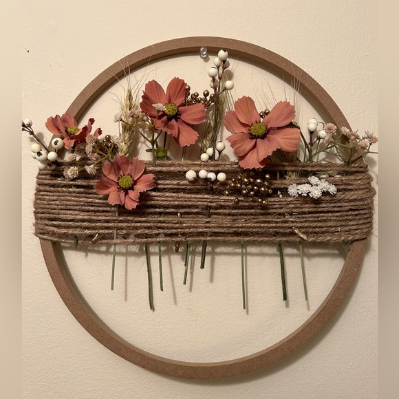 Handcrafted Custom Wreaths, Indoor/Outdoor Home Decor, Boho/Mid Century Style - Picture 4 of 4